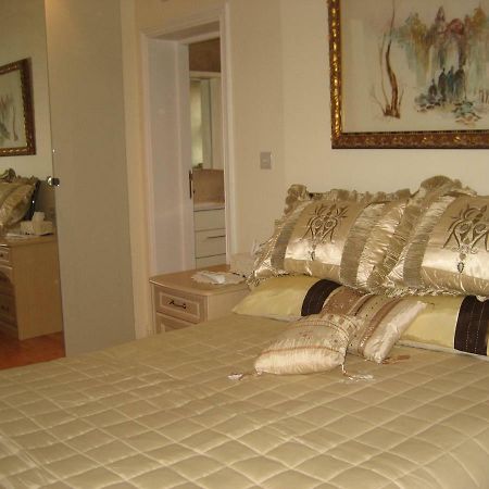 Tali'S House Hotel London Exterior photo