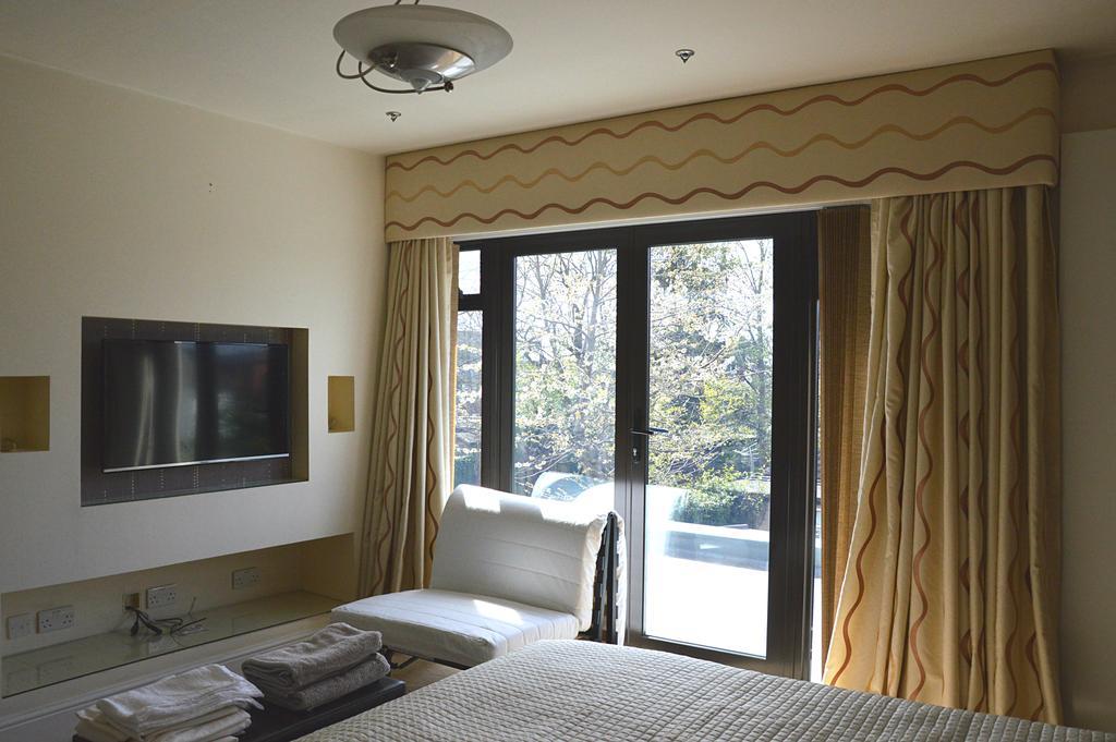 Tali'S House Hotel London Exterior photo
